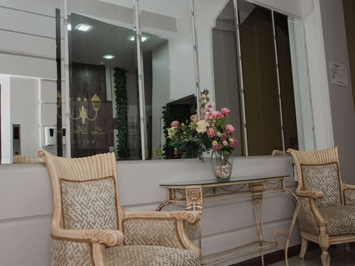 Hotel Las Peñas, Reception