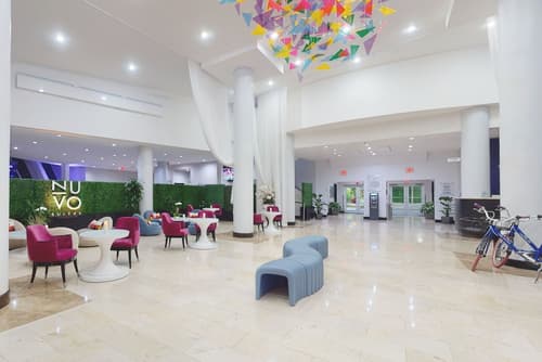 Nuvo Suites Hotel, Lobby