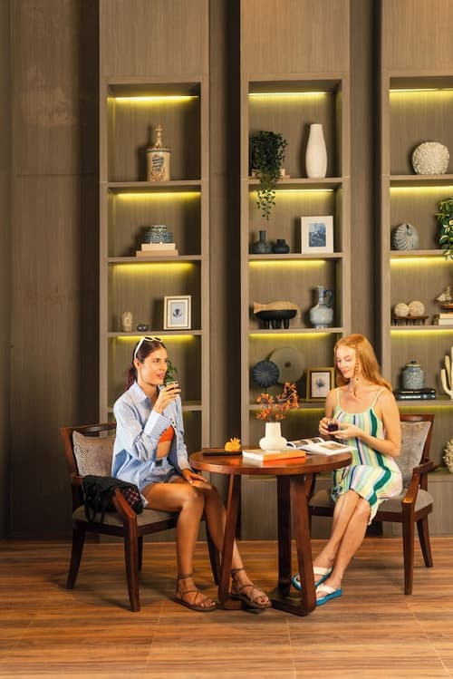 Hotel IKON Phuket, Lobby sitting area