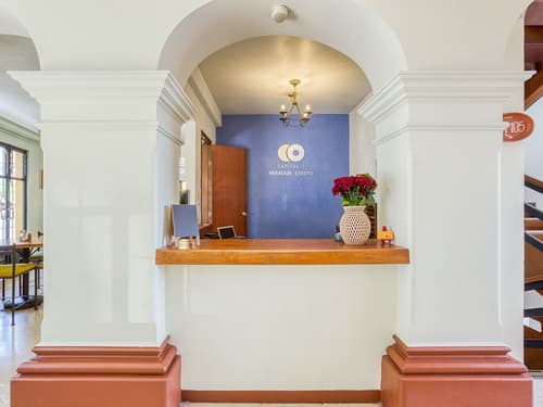 Capital O Parador Crespo Hotel, Oaxaca, Reception