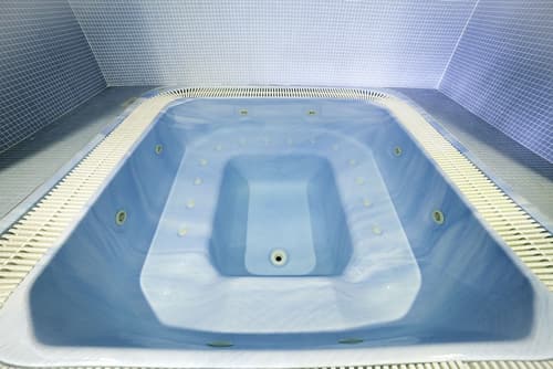 Alambique Hotel Resort & Spa, Indoor spa tub