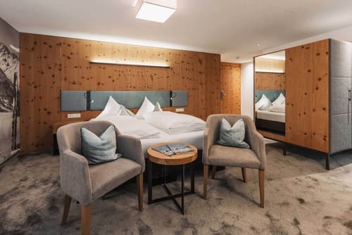 Hotel Piz Buin, Room