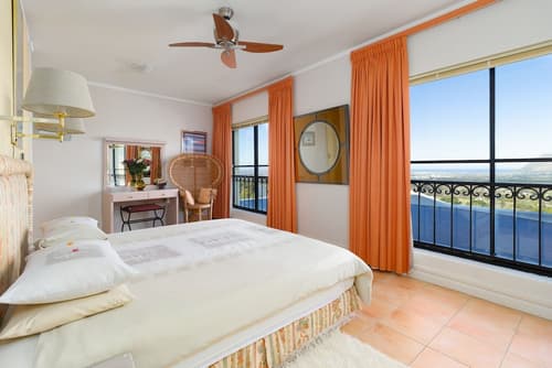 Constantia Vista, Room