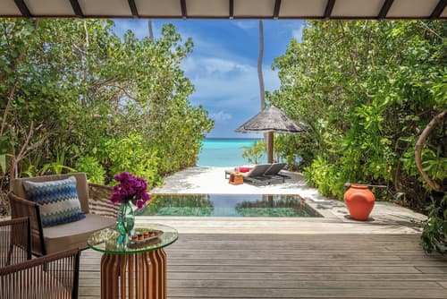 NH Collection Maldives Havodda Resort, Room