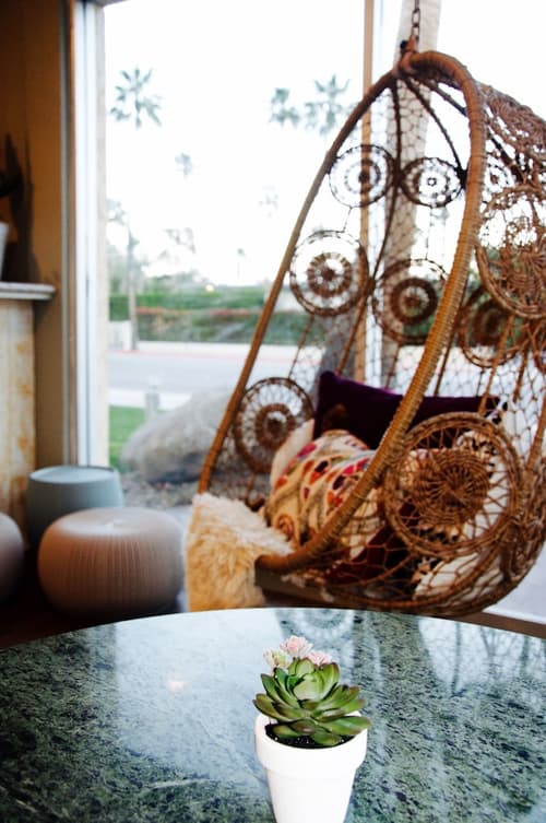 Delos Reyes Palm Springs, Lobby sitting area