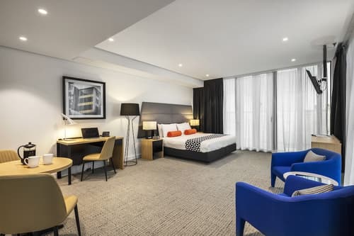 Quest St Leonards, Room