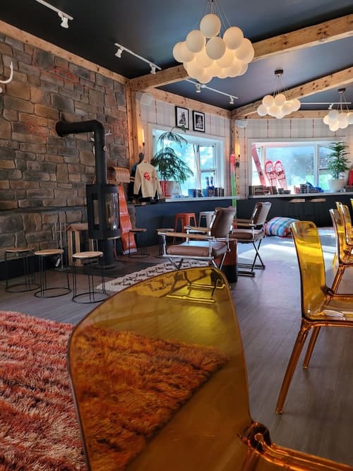 Field Guide Lodge, Reception