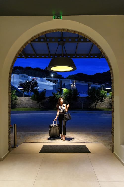 Akrathos Beach Hotel, Interior entrance