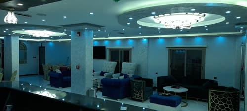 Petra Venus Hotel, Reception