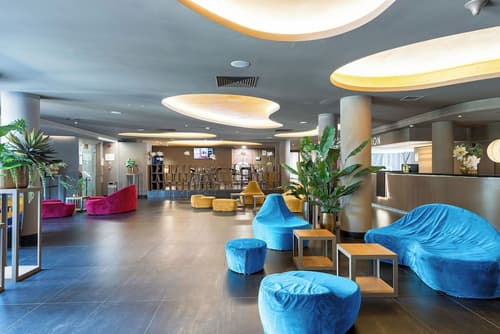 The Gate Hotel, Lobby sitting area