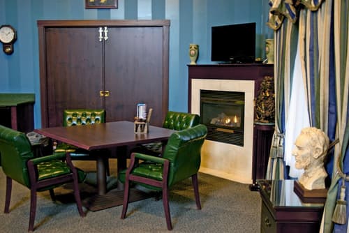 The Lodge at Grant's Trail, Room