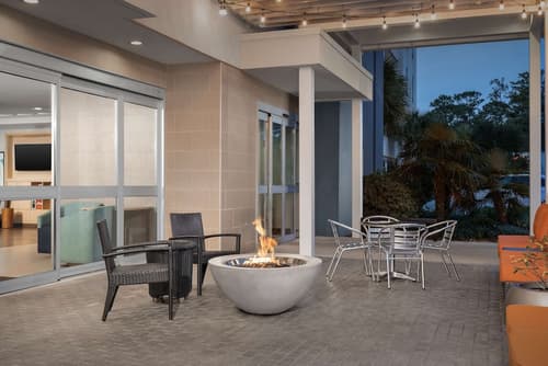 Home2 Suites by Hilton Tallahassee State Capitol, Terrace/patio