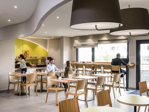 Aparthotel Adagio Access Colombes La Défense, Miscellaneous