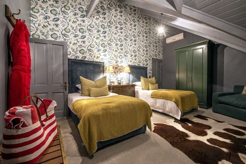 Avondrood Guest House, Room