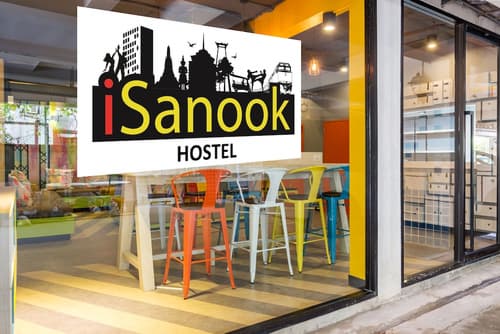 iSanook Hostel, Front of property