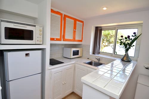 Lou Trelus, Private kitchen