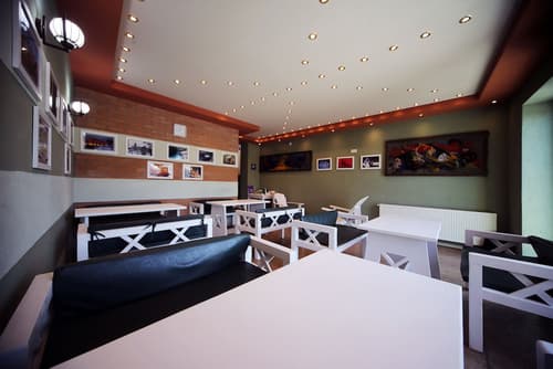 Hotel Kutaisi Globus, Check-in/check-out kiosk