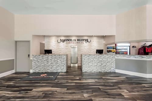 Magnolia Bluffs, BW Signature Collection, Reception