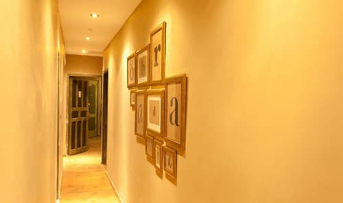 Abracadabra Suites, Lobby