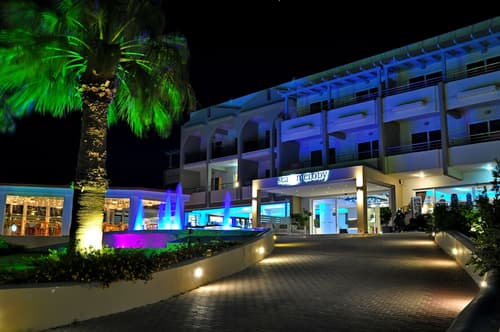 Sea Melody Beach Hotel & Apartments, Front of property - evening/night