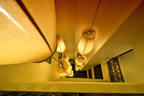 Luciano K Hotel, Interior entrance