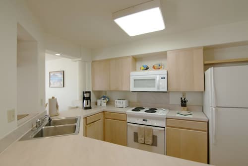 Kauai Beach Villas, Private kitchen