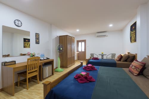 Family Song Bungalow, Room