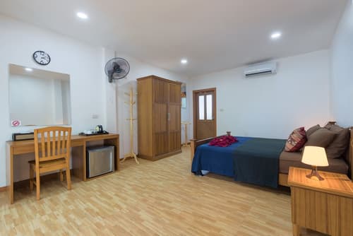 Family Song Bungalow, Primary image