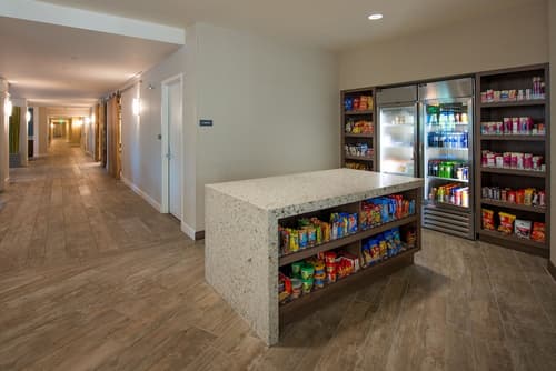 Hyatt House Naples/5th Avenue, Reception