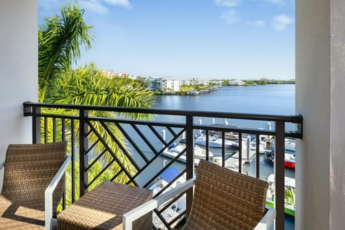 Hyatt House Naples/5th Avenue, Room