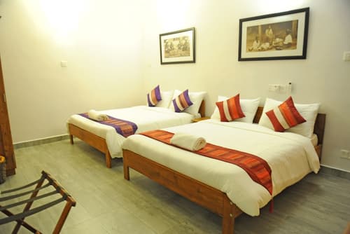 The Villa in Lavinia, Room