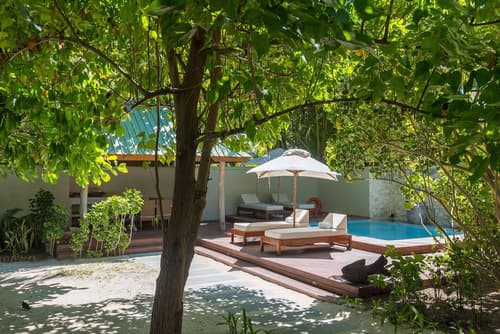 Denis Private Island, Terrace/patio