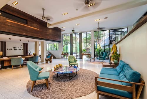 The Aviary Hotel, Lobby