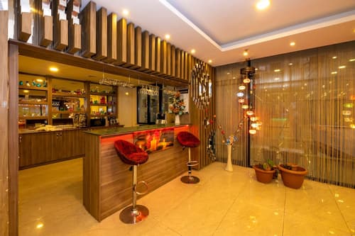 Grand Palace Hotel, Lobby