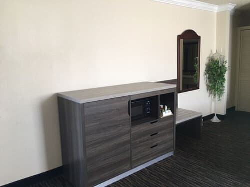 Arbor Inn Monterey, Room