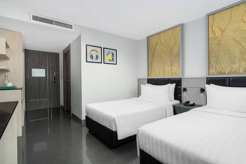 Garner Hotel Pattaya Central by IHG, Room