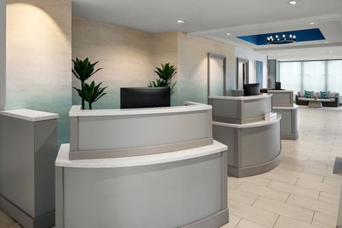 Courtyard by Marriott Nassau Downtown/Junkanoo Beach, Reception