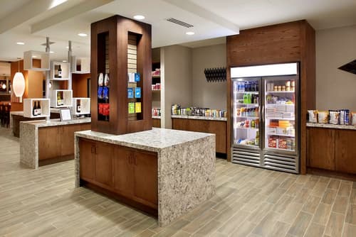 Hyatt House Denver/Lakewood at Belmar, Lobby