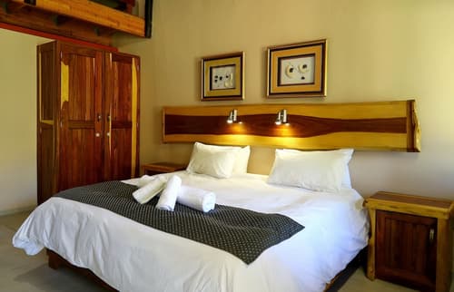 C'est Si Bon Hotel, Room