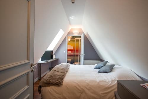 Le Château du Bost, Room