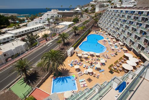 Grupotel Revoli, Exterior