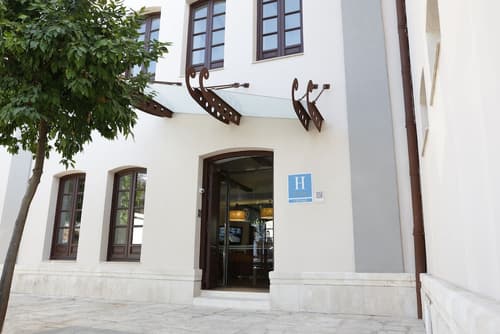 Hotel El Carmen, Reception