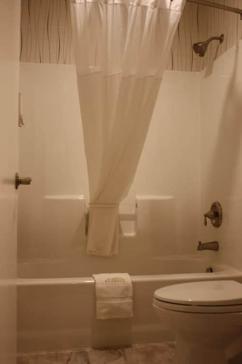 Hat Rock Inn, Bathroom