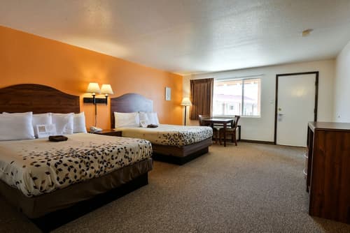 Adventure Inn & Motel, Room