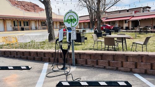 Adventure Inn & Motel, Electric vehicle charging station