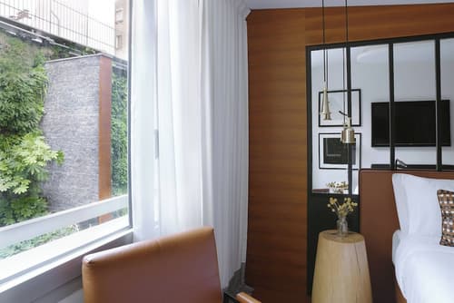 Renaissance Paris Republique Hotel, Room