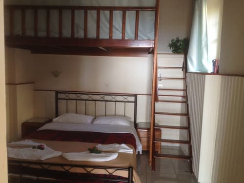 Alkyonis Apartments, Room