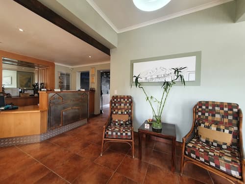 The Langholm Hotel, Reception