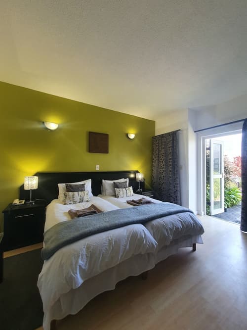 The Langholm Hotel, Room