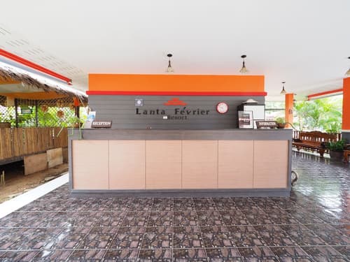 Lanta Fevrier Resort, 